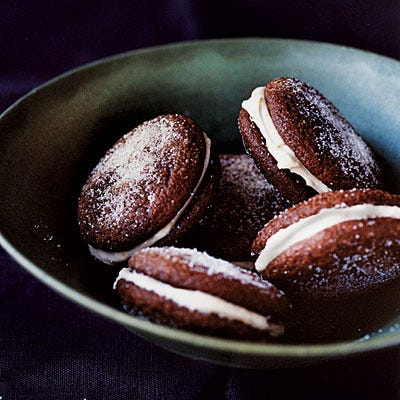 Gingersnaps with Orange-Ginger Cream Filling
