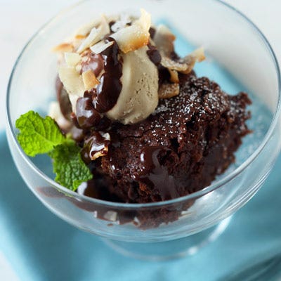 Insanely Delicious Hawaiian Brownie Sundaes