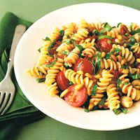  Fusilli with Spinach and Sun-Dried-Tomato Pesto