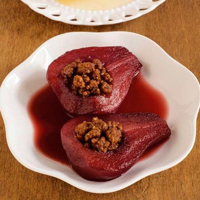 Drunken Pears Stuffed with Cookie Crumble