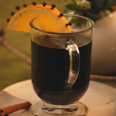 Emeril's Holiday Mulled Wine