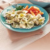 On-hand ingredients like cream of chicken soup, pasta and prepared pesto sauce combine to make a mouthwatering dinner that's on the table in 20 minutes.<br />