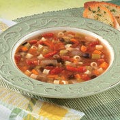 Bean, Pasta &amp; Roasted Pepper Soup