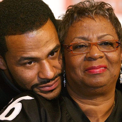 <p>Jerome "The Bus" Bettis retired from the Pittsburgh Steelers after a victory at Super Bowl XL. Proud mama Gladys couldn't have been happier to have her hometown of Detroit host the big game. Always there for support, Gladys traveled to nearly every game during her son's illustrious career. One of the team's most-loved players, according Gladys, "[Jerome] would call me up and say, 'Mom, I'm coming home for Thanksgiving and bringing the guys with me.'" A classic dessert of <a href="
http://gogonow.org/recipes/cooking-recipes/gladys-bettis-pork-chops-sweet-potato-pie%22target=%22_new%22%3E%3Cb%3Esweet potato pie</b></a> is always on the Bettis holiday table, and that includes the celebratory feast on Super Bowl Sunday. Good thing too, because it's The Bus's favorite.</p>

