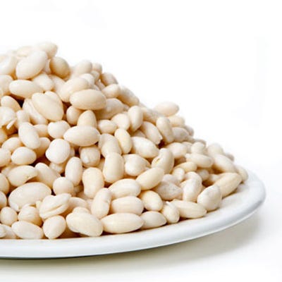 <p>White beans deliver 3.9 mg of iron and 153 calories per half cup. A true superfood, white beans are also a top source of potassium.</p><br />
<p><b>Recipes: </b><br /><a href="/recipefinder/white-bean-tomato-bruschetta-recipe" target="_blank"><b>White-Bean and Tomato Bruschetta</b></a><br />
<a href="/recipefinder/white-bean-salad-tomatoes-crisped-sage" target="_blank"><b>White Bean Salad with Tomatoes and Crisped Sage</b></a></p>