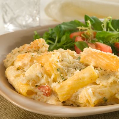 <p>When the kids are clamoring for dinner, whip up a batch of this cheesy pasta casserole covered with golden breadcrumbs and Parmesan.</p><br /><p><b>Recipe:</b> <a href="/recipefinder/oven-baked-four-cheese-rigatoni-rosa-recipe-btl0810" target="_blank"><b>Oven-Baked Four Cheese Rigatoni Rosa</b></a></p>