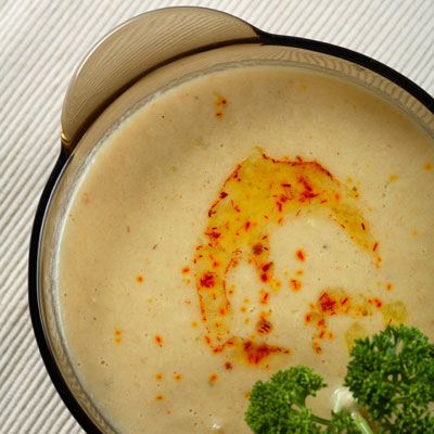 <p>This founding father's cooking notebooks paint a picture of fine dining in <b>Colonial America</b>, which was a culinary mish-mash of English, Dutch, French, African, and even Mexican heritages. Jefferson traveled extensively in France, and many of his recipes, like this creamy fish soup, reflect a French influence.</p><br /><p><b>Recipe:</b> <a href="/recipefinder/thomas-jefferson-catfish-soup-del1110" target="_blank"><b>Thomas Jefferson's Catfish Soup</b></a></p>