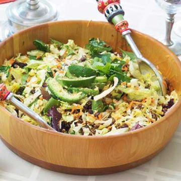 <p>This salad has everything you need for a delicious meal. It's simple and provides protein and servings of vegetables tossed together in one dish.</p><br /> <p><b>Recipe:</b> <a href="/recipefinder/loaded-taco-salad-recipe-opr0211" target="_blank"><b>Loaded Taco Salad</b></a></p>