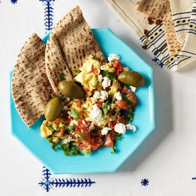 Turkish Scrambled Eggs (Menemen)