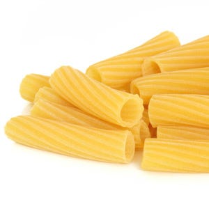 Pasta Rigatoni <p>Similar to macaroni, rigatoni is a dried pasta made of durum wheat that is short, tubular, and hollow. But, unlike macaroni, rigatoni is never smooth and always comes with grooves (the name itself means "ridged"), making it an ideal counterpart for meat and other chunky sauces. It is also a good choice for baked pasta dishes.</p><br />
<p><a href=""/search/fast_search_recipes?search_term=rigatoni""><b>Find recipes with rigatoni</b></a></p>