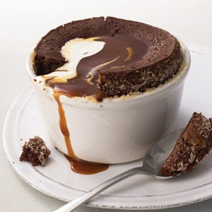 <p>These rich chocolate cakes have a soft center that partners well with the caramel topping.</p>
<p><b>Recipe: <a 
href="http://gogonow.org/recipefinder/warm-chocolate-pudding-cakes-caramel-sauce-recipe-mslo0314%22%3E Warm Chocolate Pudding Cakes with Caramel Sauce</a></b></p>