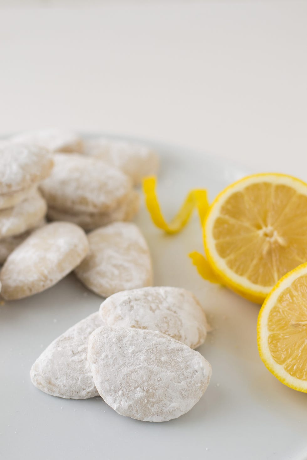 Sugar-Dusted Lemon Cookies