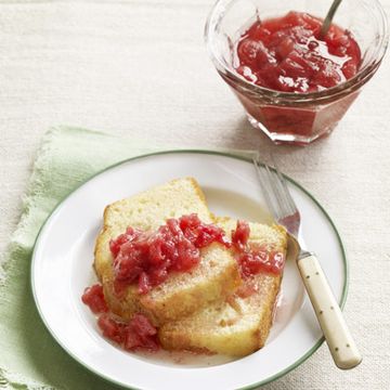 Author Cindy Pawlcyn's rhubarb with ginger sauce is a different yet tasty addition to any picnic.
<br /><br /><strong>Recipe:</strong> <a href="http://www.countryliving.com/recipefinder/rhubarb-ginger-sauce-recipe-clv0510" target="_blank">Rhubarb and Ginger Sauce</a>