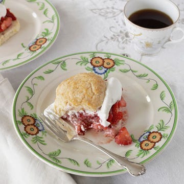 <p>A classic fruit dessert, strawberry shortcakes are a light alternative to cakes and pies and are a perfect ending to a spring weather meal.</p>
<p><b>Recipe: </b><a href="/recipefinder/turbinado-shortcakes-strawberries-whipped-cream-recipe-clx0411" target="_blank"><b>Turbinado Shortcakes with Strawberries and Whipped Cream</b></a></p>