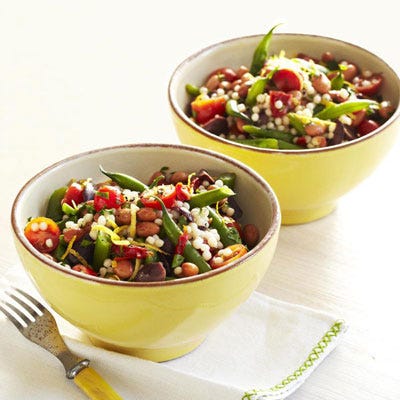 Tomato Couscous with Olives and Green Beans