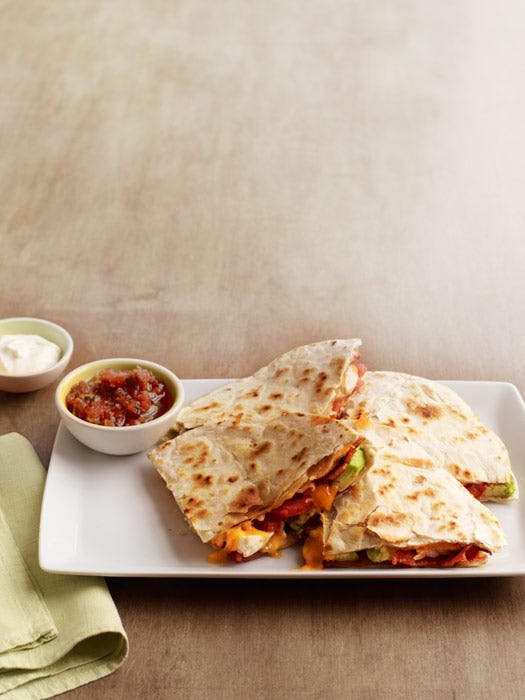 <p>People love Ruby Tuesday's quesadilla, but it's got mucho fat and calories. Ours leaves room for a beer!</p>