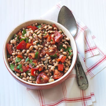 Black-Eyed Pea Salad with Tomatoes and Peppers