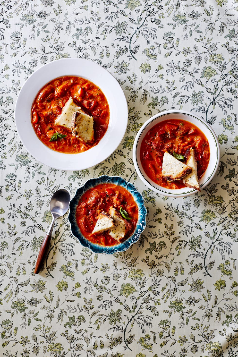 Chunky Tomato-Red Pepper Soup