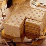 Brown, Photograph, White, Tan, Beige, Linens, Home accessories, Photography, Dessert, Kitchen utensil, 
