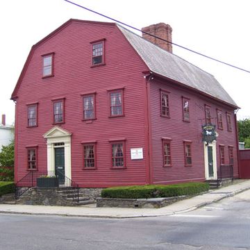 <p><b>Date Opened:</b> 1673</p>
<p><b>Location:</b> Newport, RI</p><p>Originally a meeting place for local assemblymen, in 1702 the tavern was licensed to sell "...all sorts of Strong Drink" and became the birthplace of the business lunch when members of the council gained expense accounts. Officially named the White Horse in 1730, over the years the establishment switched between rooming house and tavern. Thanks to local preservationists, the building, with its gambrel roof, giant beams, and cavernous fireplaces, reopened as the White Horse Tavern in 1957. </p>