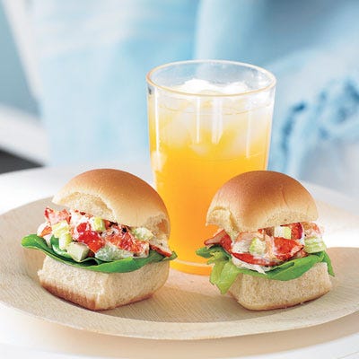 <p>This tasty treat is bubbling with tropical flavor! Keep it kid-friendly with club soda or seltzer.</p><br />
<p><b>Recipe: </b><a href="/recipefinder/mango-peach-fizz" target="_blank"><b>Mango-Peach Fizz</b></a></p>