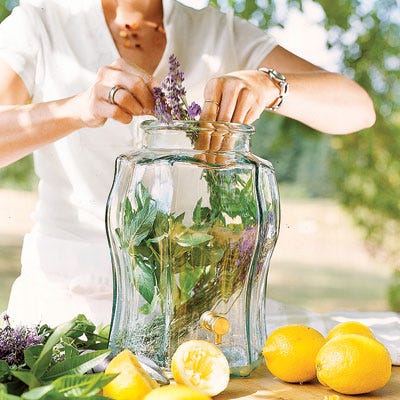 <p>This simple recipe sweetens white iced tea with a bit of sugar. Create your own signature iced tea by trying this recipe with fresh herbs, such as rosemary, lavender, or mint.</p><br />
<p><b>Recipe: </b><a href="/recipefinder/white-iced-tea" target="_blank"><b>White Iced Tea</b></a></p>