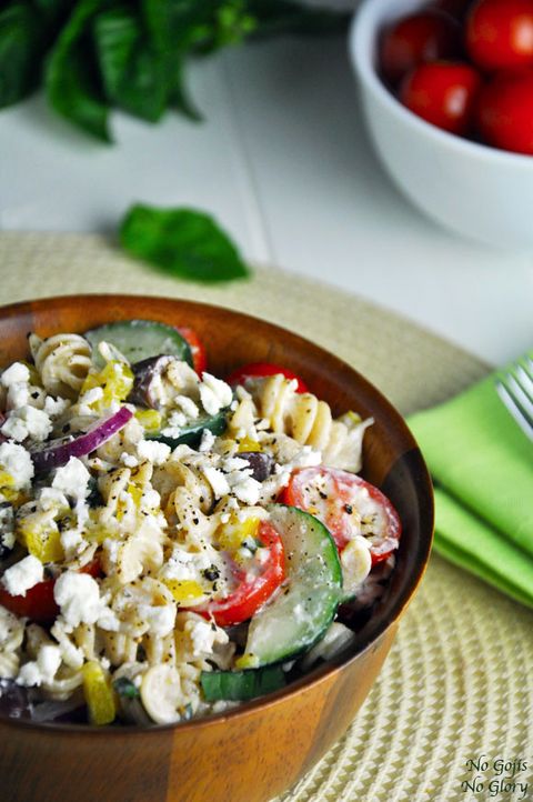 http://www.nogojisnoglory.com/greek-summer-pasta-salad/