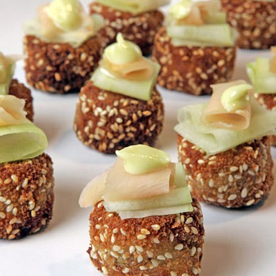 <p>Gemini is known as the conversationalist of the group — perfect for a dinner party! In general, Gemini aren't picky eaters, but they do have a penchant for novelty, making international foods particularly appealing to The Twins.  They might also enjoy a nice lively Pinot Grigio.<br /><br /><b>Star Suggestion:</b> <a href="/recipefinder/mini-asian-crab-cakes-recipe" target="_blank"><b>Mini Asian Crab Cakes</b></a></p>