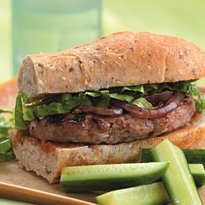 <p>Mango chutney and grilled red onion flavor this quick turkey burger. Serve with grilled baby red potatoes and a frosty beer.</p><br />
<p><b>Recipe: </b><a href="/recipefinder/turkey-burgers-mango-chutney-recipe-ew0710" target="_blank"><b>Turkey Burgers with Mango Chutney</b></a></p>