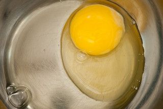 Man Dies From Eating Eggs Man Ate 28 Raw Eggs Before Death