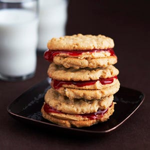 <p>If you want a cookie sandwich-themed party, add <a href="http://gogonow.org/recipefinder/peanut-butter-jelly-cookies-desserts%22 target="_new">PB and J Sandwich Cookies</a> to the menu. You'll have to make the peanut butter-oatmeal cookies and sweet peanut butter filling in advance, but leave the sandwich creations to the kids.</p><br />  

<p>You don't have to limit the filling to peanut butter and jelly. You can offer an assortment of fillings, like different-flavored jams, marshmallow, Nutella, and bananas.</p>