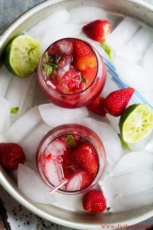Food, Fruit, Produce, Natural foods, Tableware, Serveware, Dishware, Ingredient, Strawberry, Sweetness, 