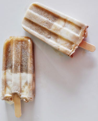 Cool off on hot days with ice pops that channel classic soda fountain flavors, like this root beer float confection from the blog Pink Pistachio.