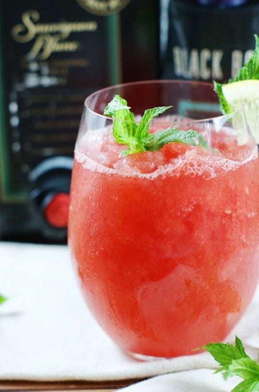 Drink, Liquid, Alcoholic beverage, Cocktail, Classic cocktail, Food, Juice, Cocktail garnish, Ingredient, Tableware, 
