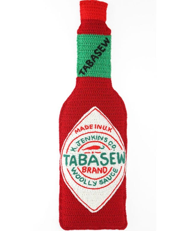 Green, Bottle, Red, Logo, Font, Carmine, Glass bottle, Bottle cap, Label, Coquelicot, 