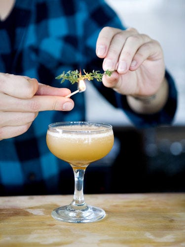 Finger, Hand, Glass, Drink, Tableware, Cocktail, Alcoholic beverage, Classic cocktail, Liquid, Thumb, 