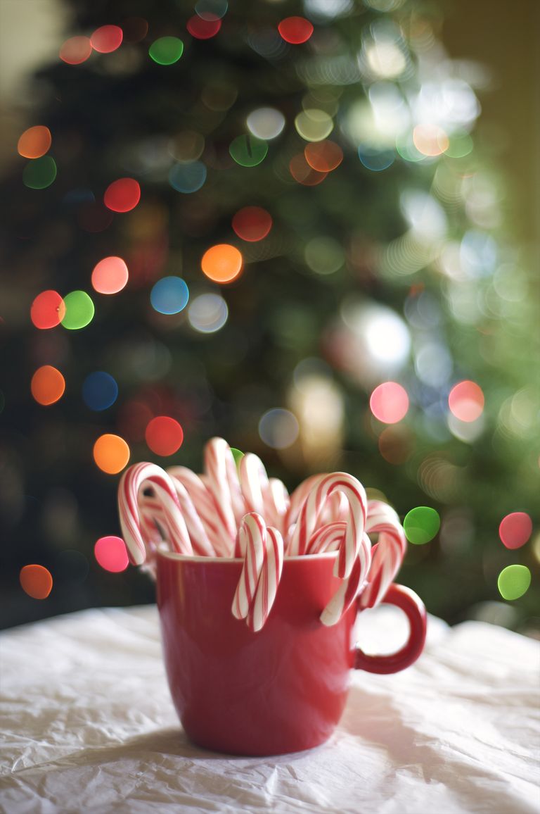 Candy Cane Decorations - Last Minute Candy Cane Ideas