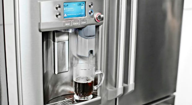 Liquid, Small appliance, Drinkware, Barware, Drink, Fluid, Glass, Machine, Kitchen appliance, Espresso machine, 