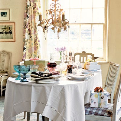 Sit-down buffet linens needn't be ironed. Lay the cloth in the morning, and let the August humidity gently smooth its creases.