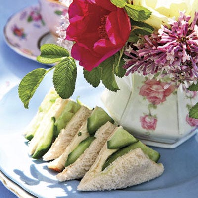 Served with tea, finger foods — tea sandwiches, bite-size cookies, and tiny tarts — sweeten the pot. They also minimize the need for dishes.