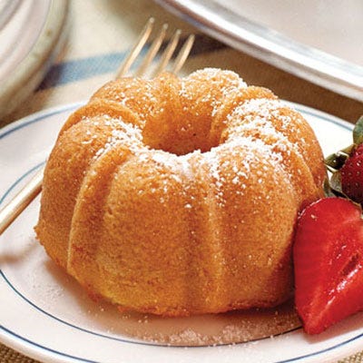 Try finishing these party-perfect cakes with toppings such as fresh berries and cream, ice cream and warm fruit preserves, butterscotch and grated orange zest, or just a simple sprinkling of powdered sugar.<br /><br /><b>Recipe: <a href="/recipefinder/baby-bundt-cakes-3778" target="_blank">Baby Bundt Cakes</a></b>