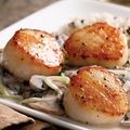 Seared Scallops with Brandied Leeks and Mushrooms