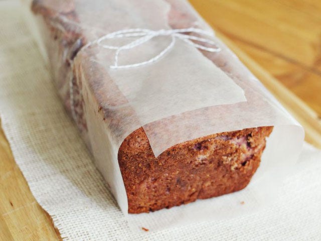 Cuisine, Food, Bread, Finger food, Dish, Baked goods, Snack, Beige, Dessert, Gluten, 