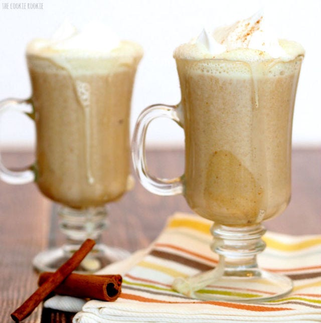 <p></p>
<p><strong>Get the recipe from <a href="http://www.thecookierookie.com/hot-pumpkin-pie-cocktail/" target="_blank">The Cookie Rookie</a>.</strong></p>