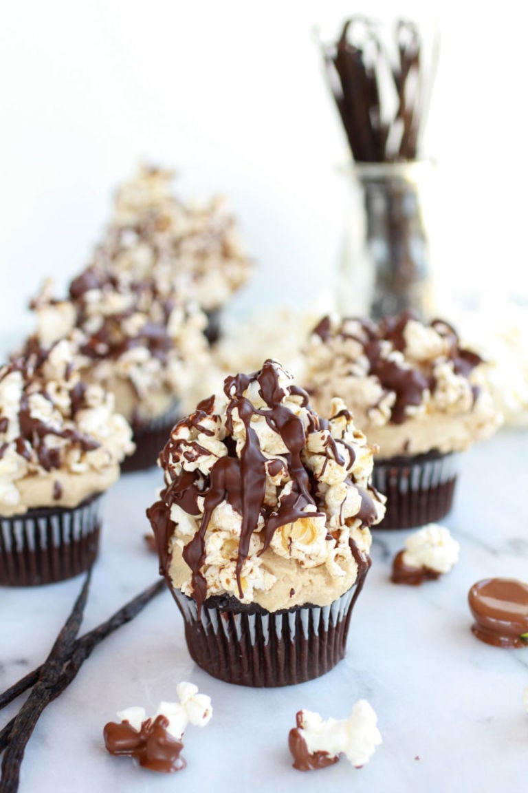 <p></p>
<p><strong>Get the recipe from <a href="http://www.halfbakedharvest.com/sugared-brown-butter-vanilla-bean-popcorn-chocolate-cupcakes/" target="_blank">Half Baked Harvest</a>.</strong></p>