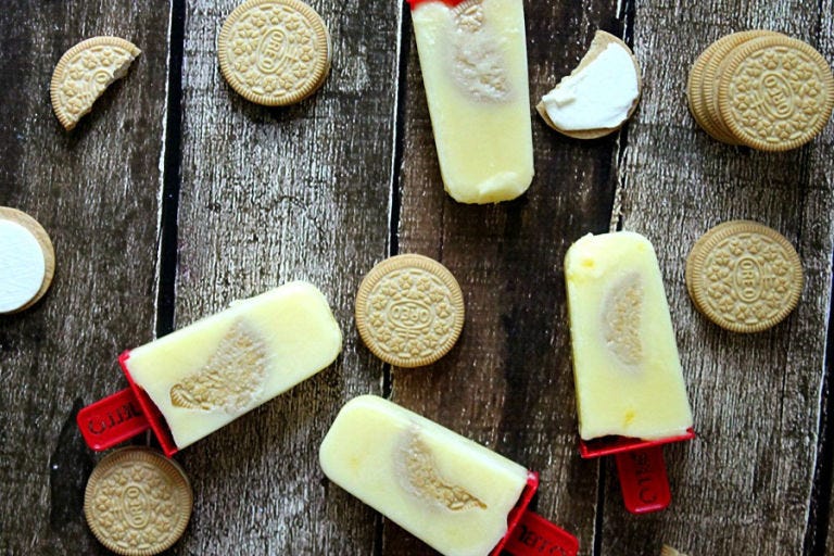 <p>It doesn't matter how cold it gets this winter, you'll still crave one of these tempting treats.</p>
<p><strong>Get the recipe from <a href="http://www.lifewiththecrustcutoff.com/golden-oreo-banana-pudding-pops/" target="_blank">Life with the Crust Cut Off</a>.</strong></p>