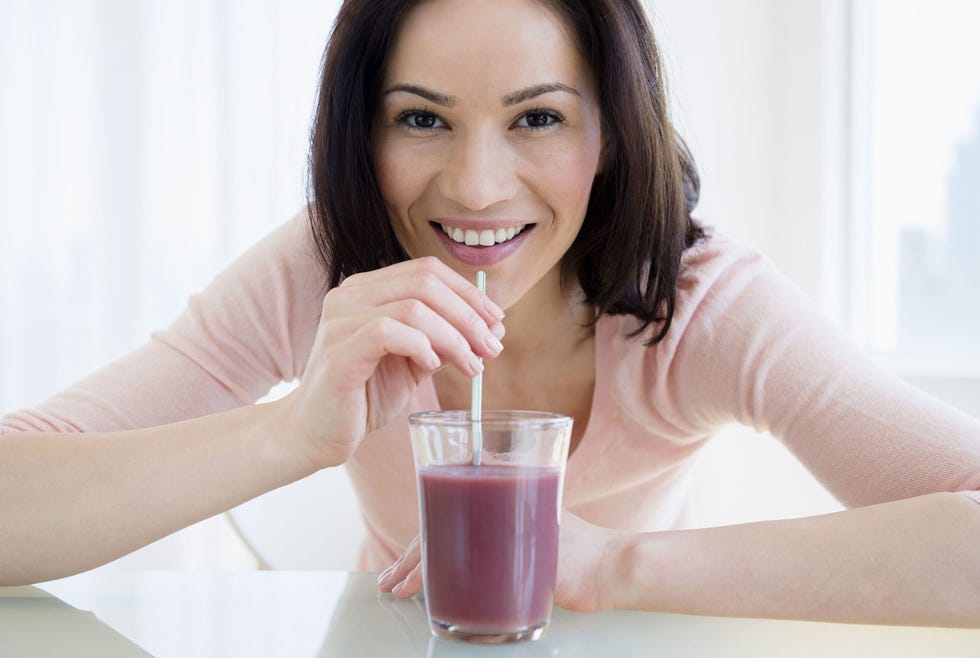 5 P.M. Goal: Fuel up for a workout <p>An early evening workout may bolster your performance and energy at the gym, according to a <a href="http://www.ncbi.nlm.nih.gov/pubmed/20030545" target="_blank">small 2009 study</a>. So if you're heading there after work, make sure you adequately fuel your muscles. Aim for easy-to-digest carbs, which provide a quick hit of energy without upsetting your stomach. Think a small smoothie with milk, yogurt and berries. If you're not hungry, drink coconut water—it's got sugar and electrolytes to keep you pumped and hydrated, says Boone.</p>