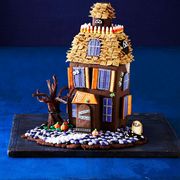 <p>Chocolate cookie walls and candy decorations make this haunted house frightfully delicious.</p>
<p>Get the templates you need to get started here, and then click through to start decorating! </p>