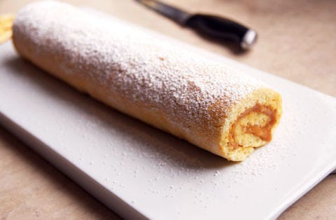 dulce de leche cake roll