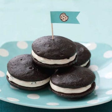 <p>It's about time the whoopie pie, that classic New England treat with the silly name, got a bit of a twist. These soft, cake like chocolate cookies are filled with a fluffy marshmallow cookie dough filling that will have your knees wobbling and your heart fluttering in no time.</p>
<p><strong>Recipe:</strong> <a href="http://gogonow.org/recipefinder/cookie-dough-whoopie-pies-del0514%22%3E%3Cstrong%3ECookie Dough Whoopie Pies</strong></a></p>
